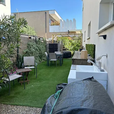Rum i privatbostad Les Du Xv Agde